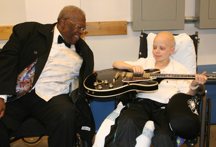 Malcolm meets supporter BB King